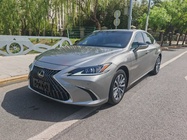 Lexus ES 2024