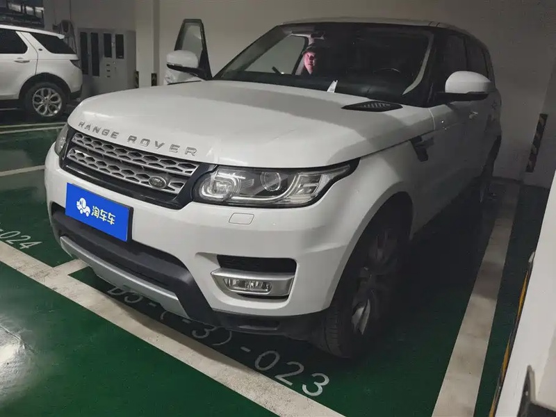 Land Rover Sport