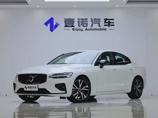 Volvo S60 2024