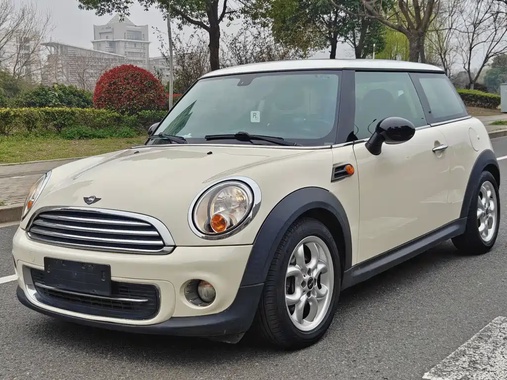 MINI Other 2011