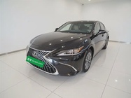 Lexus ES 2024