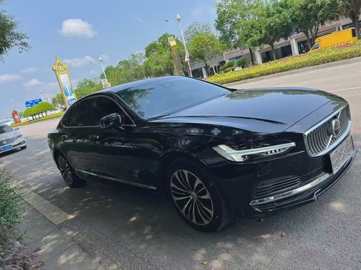 Volvo S90 2023