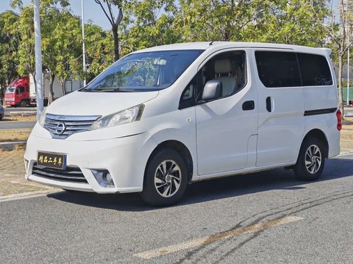 Nissan NV200 2017