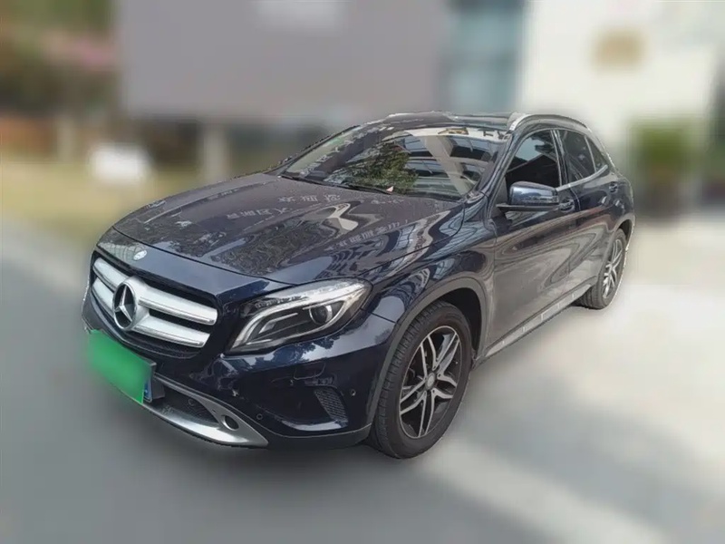 Mercedes-Benz GLA-Class