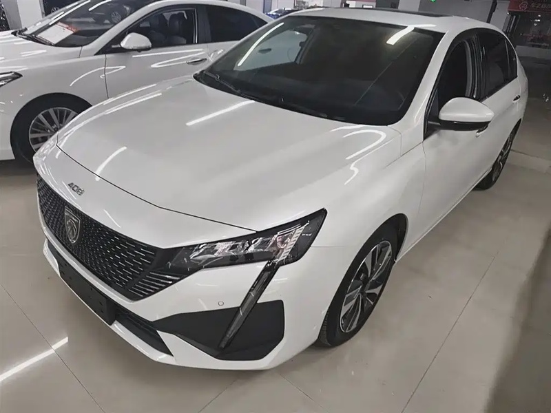 Peugeot 408