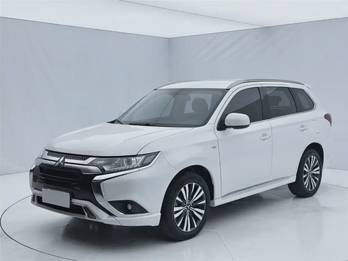 Mitsubishi Outlander 2022