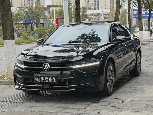 Volkswagen Magotan 2025