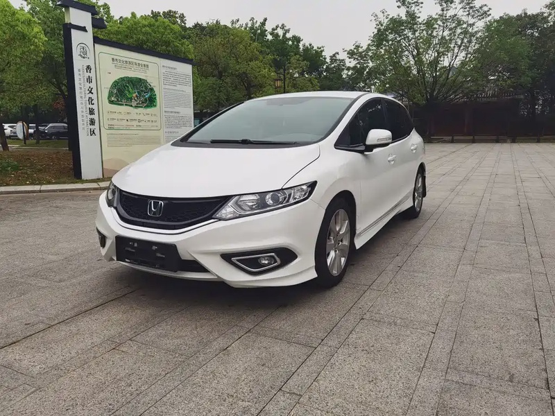 Honda Jade