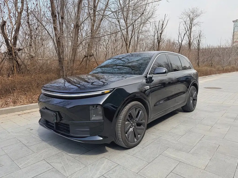 Li Auto L6