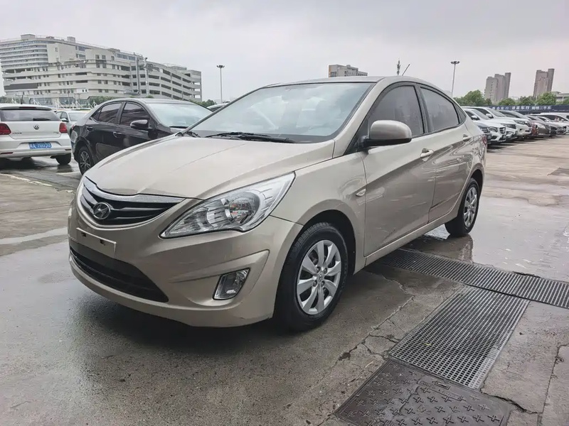 Hyundai Verna