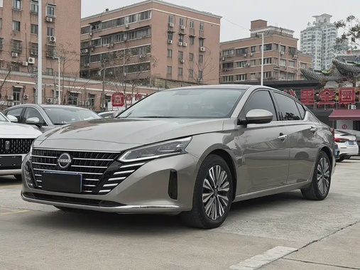 Nissan Teana 2023
