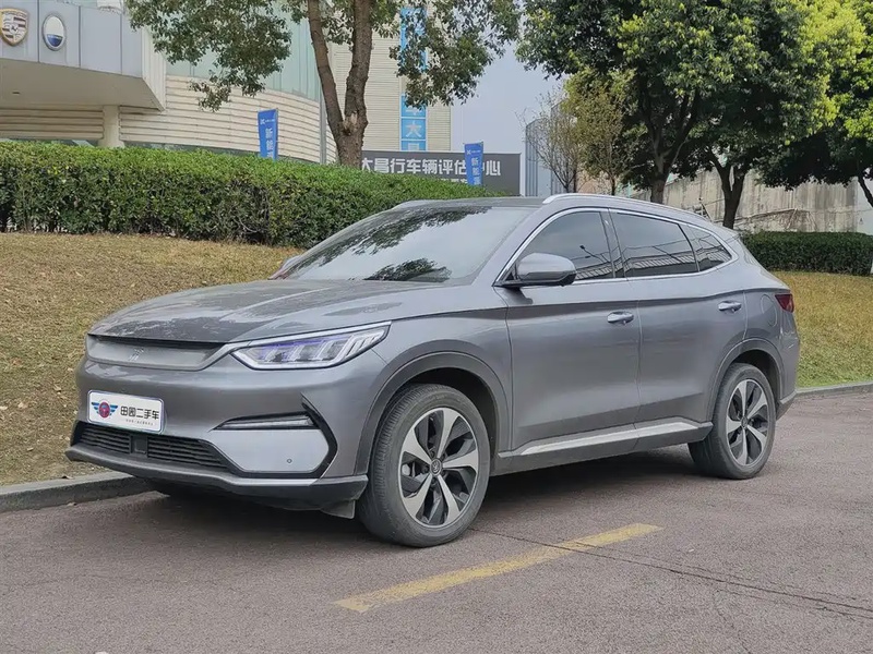 BYD PLUS