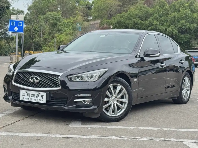 Infiniti Q50
