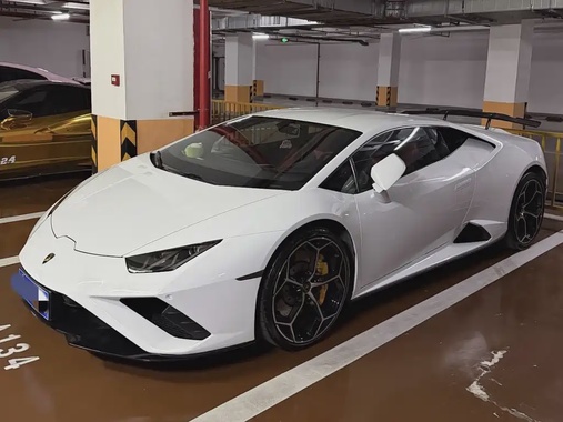 Lamborghini Huracan 2021