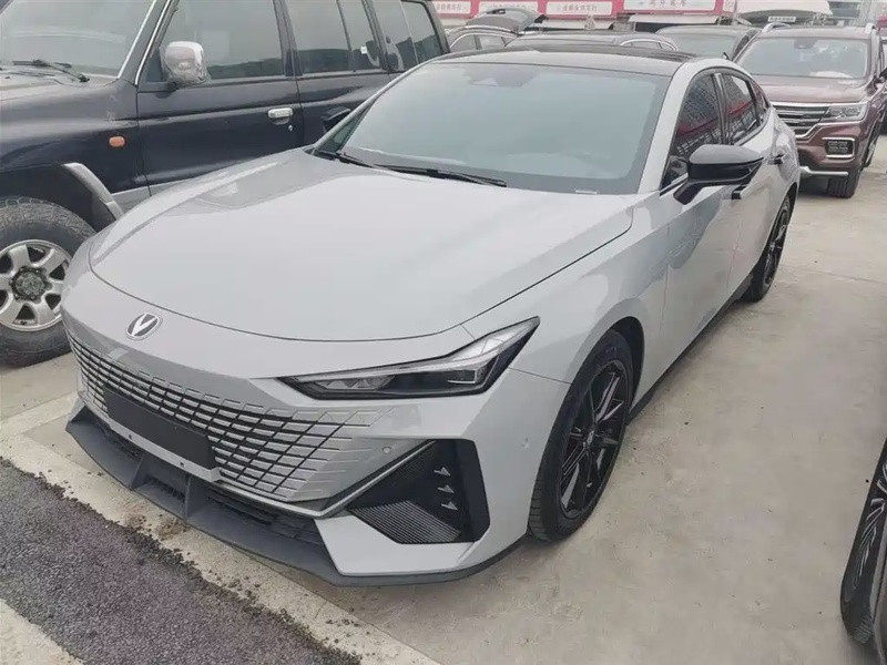 Changan UNI-V