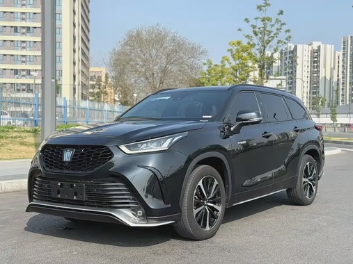 Toyota Crown Kluger 2023