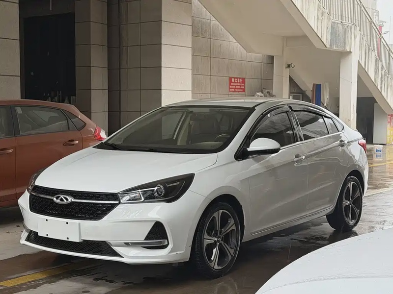 Chery Arrizo 5