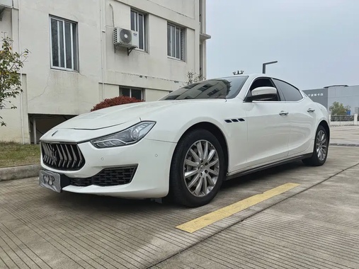 Maserati Ghibli 2021