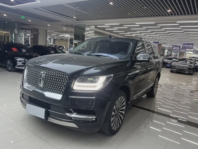 Lincoln Navigator