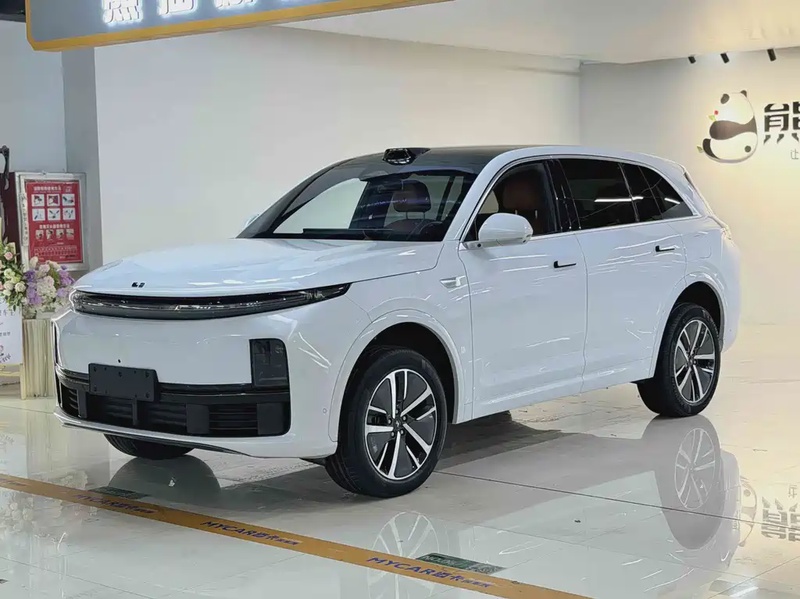 Li Auto L7