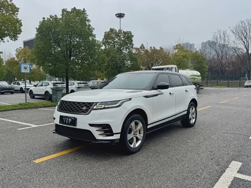 Land Rover Velar