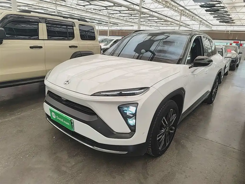 NIO ES6