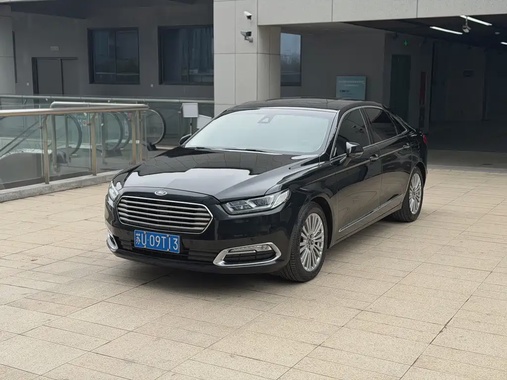 Ford Taurus 2016