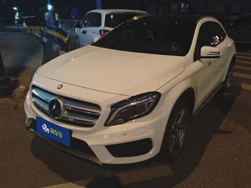 Mercedes-Benz GLA-Class