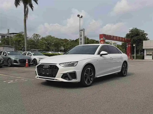 Audi A4 2022