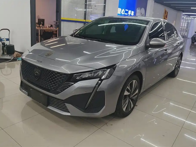 Peugeot 408