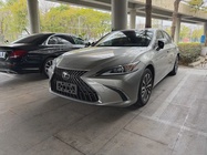 Lexus ES 2022
