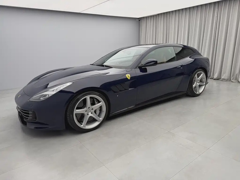 Ferrari GTC4Lusso