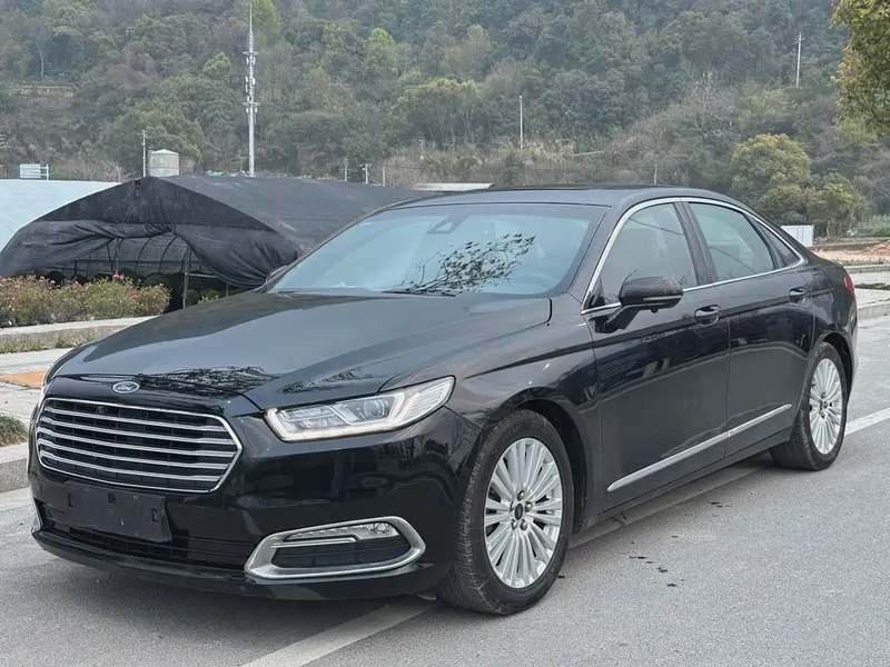 Ford Taurus
