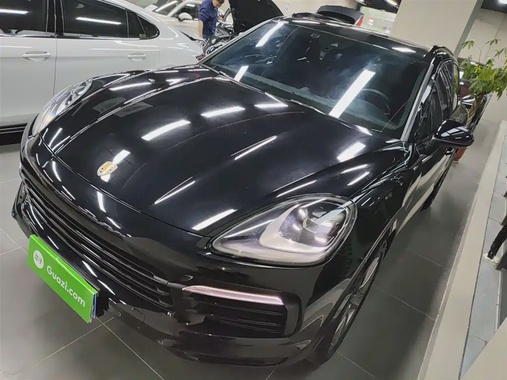 Porsche Cayenne 2021
