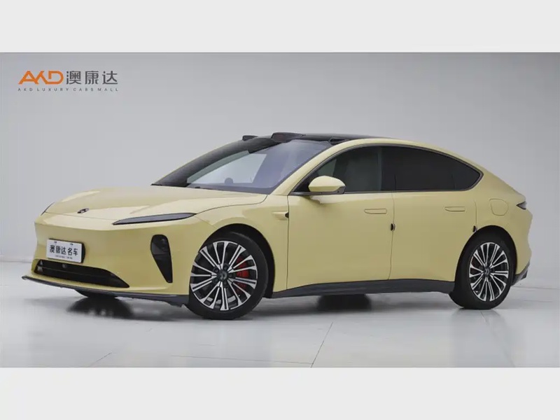 NIO ET5