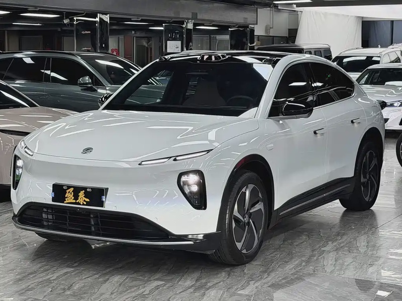 NIO EC6