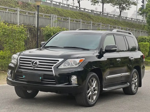 Lexus LX 2013