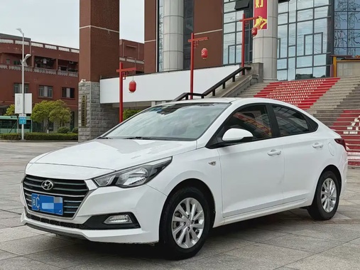 Hyundai Verna 2016