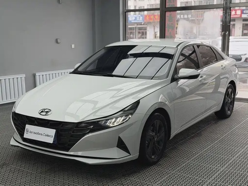 Hyundai Elantra 2023