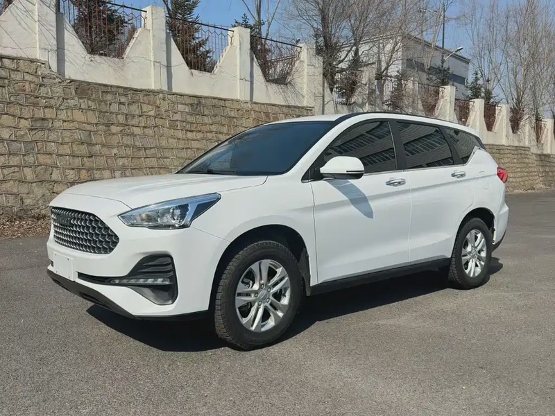 Haval M6