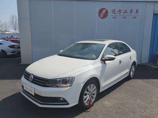 Volkswagen Sagitar 2015