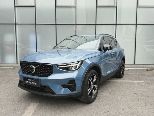 Volvo XC40 2023