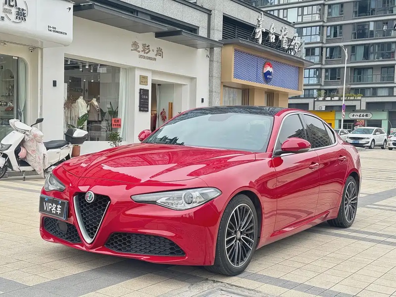 Alfa Romeo Giulia
