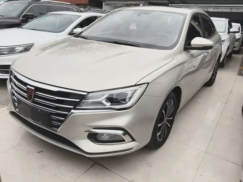 Roewe i5