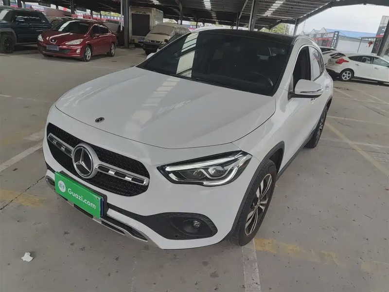 Mercedes-Benz GLA-Class