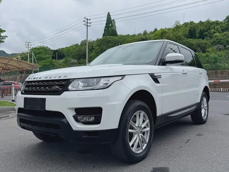 Land Rover Sport