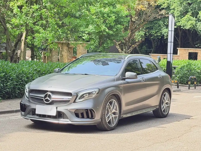 Mercedes-Benz GLA-Class