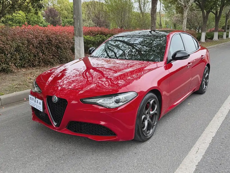Alfa Romeo Giulia
