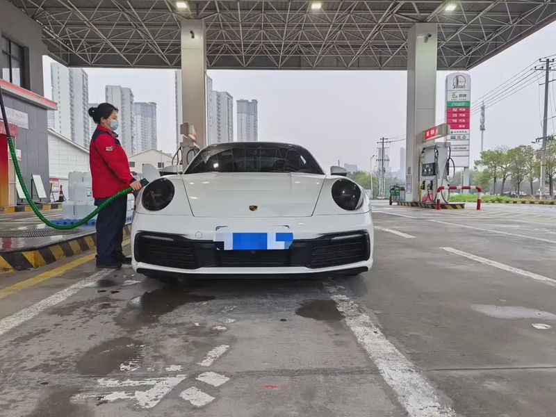 Porsche 911