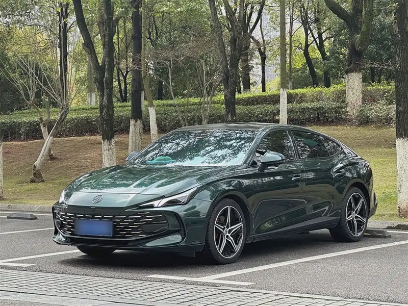 MG MG7